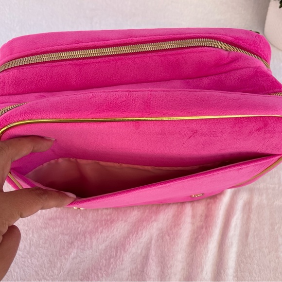 NEW Juicy Couture Hot Pink and Metallic Gold Velour Makeup Bag Case - Picture 5 of 9